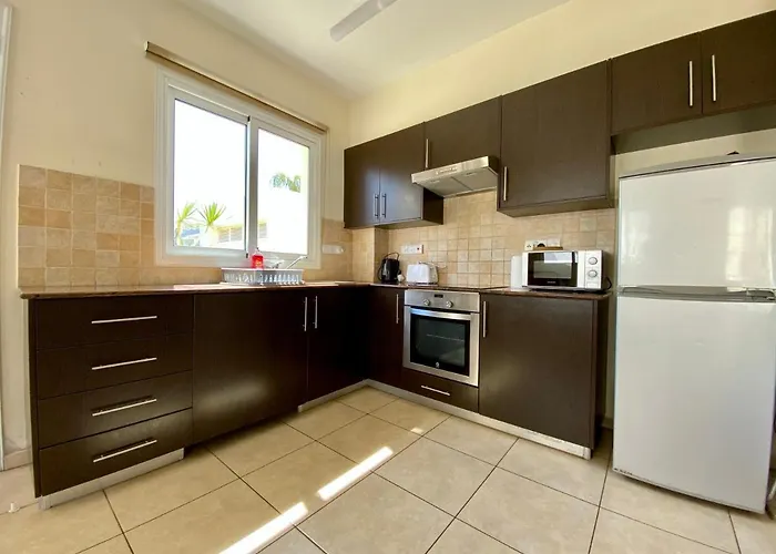 Sunny Cyprus Паралимни