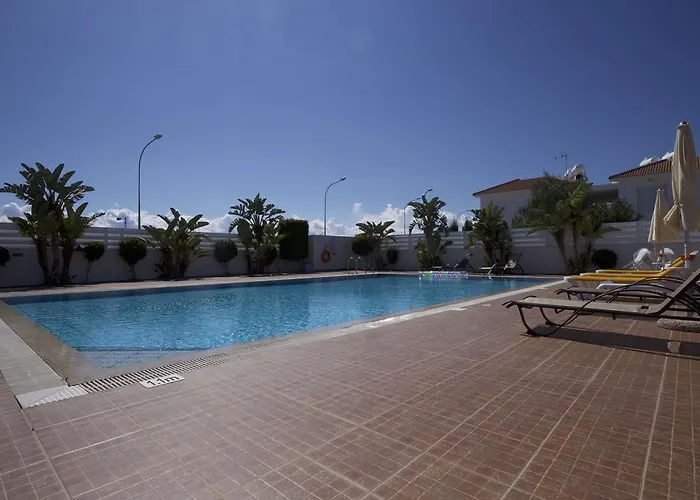 Вилла Sunny Cyprus *